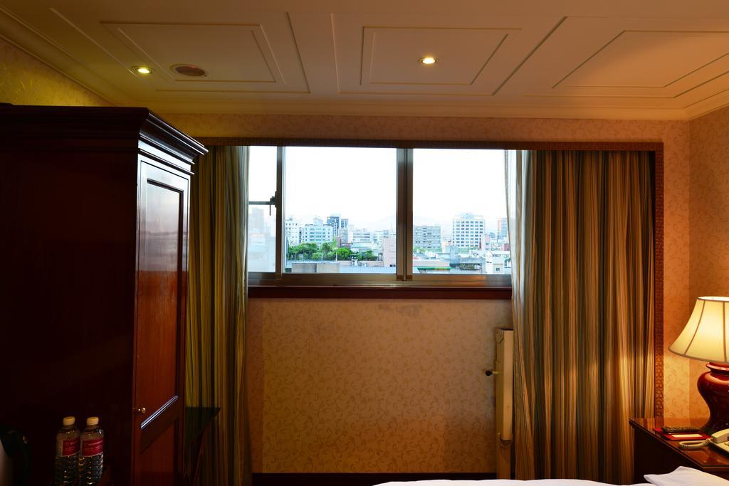 Rido Hotel Taipei Luaran gambar